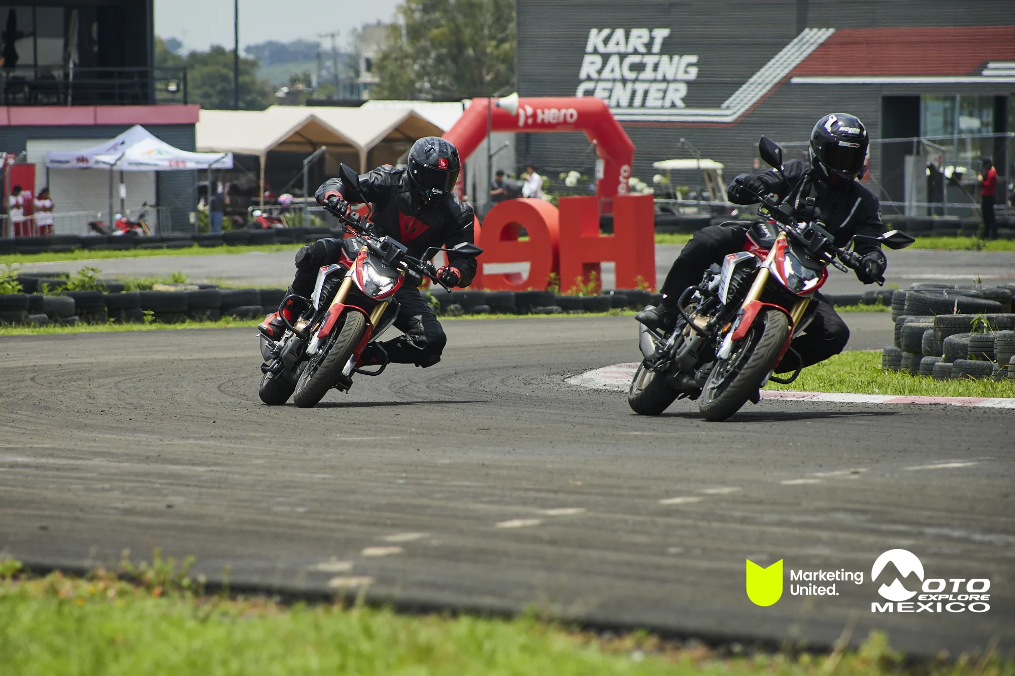 HUNK TRACKDAY 137